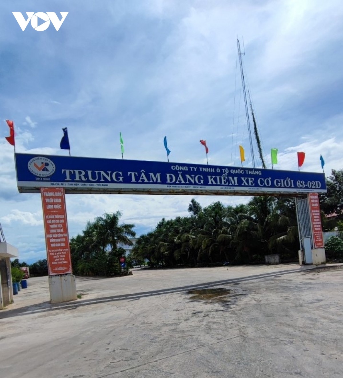 trung-tam-dang-kiem-xe-co-gioi-6302d-thu-them-50000-dong-tren-mot-phuong-tien-khi-tra-tien-qua-tai-khoan-gay-buc-xuc-doi-voi-chu-phuong-tien-1659605068.jpg