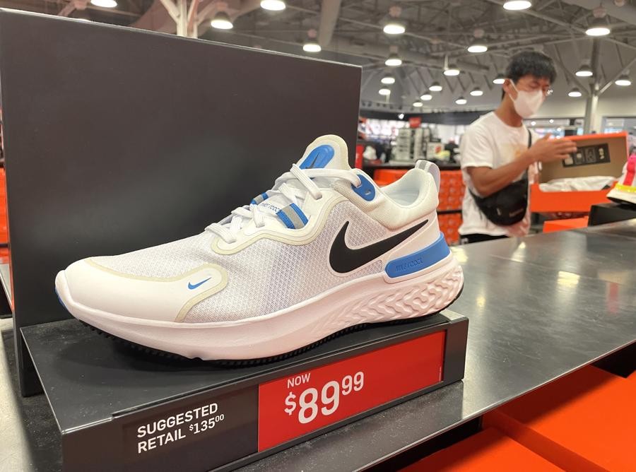 nike-2-1665996124.jpeg