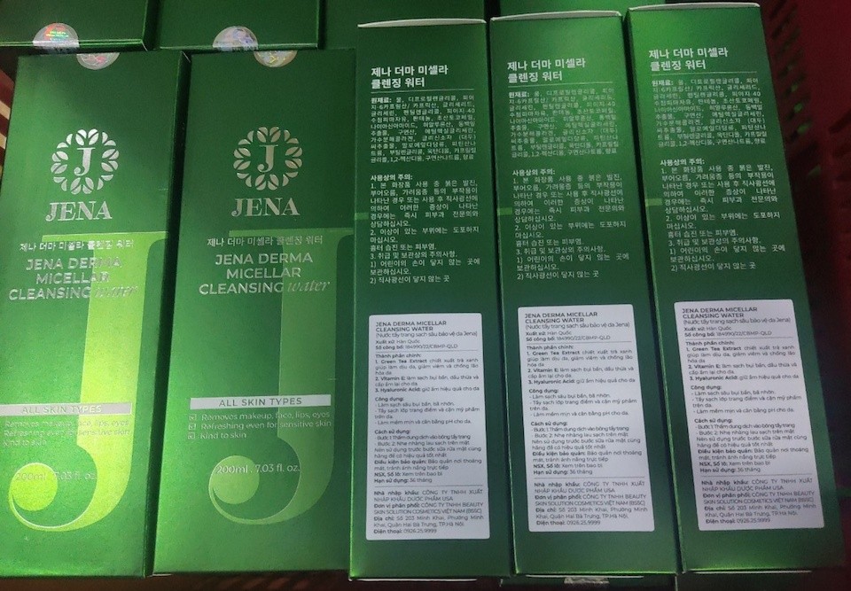 san-pham-jena-derma-micellar-cleansing-water-co-dau-hieu-gia-nguon-goc-xuat-xu-1670380705.jpeg