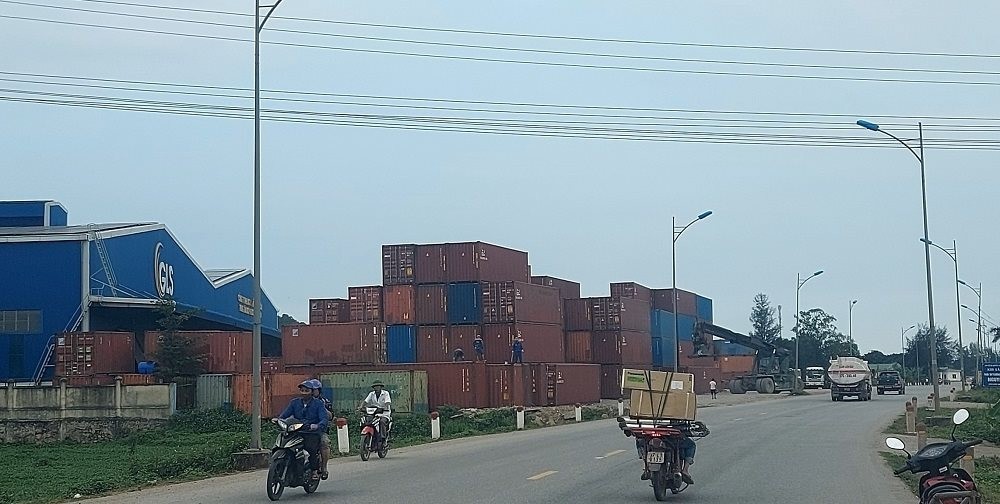 container-2-1683779298.jpg