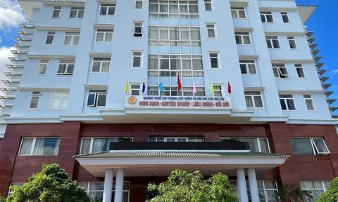 Vụ vi phạm đấu thầu tại Kon Tum: “Kỳ lạ” bản xác nhận doanh thu để tham dự thầu