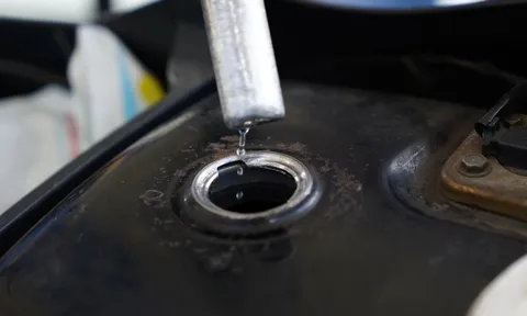 Giá xăng dầu hôm nay 29.6.2022: Xăng trong nước sẽ giảm nhẹ ?