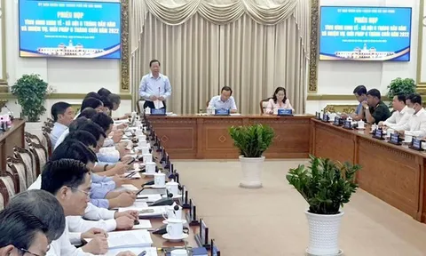 Thủ tục hành chính vẫn là điểm nghẽn lớn nhất của phát triển kinh tế-xã hội TPHCM