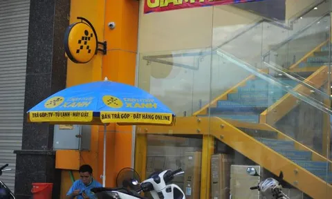 Khối tự doanh CTCK mua bán thế nào khi VN-Index lao dốc tháng thứ ba liên tiếp?