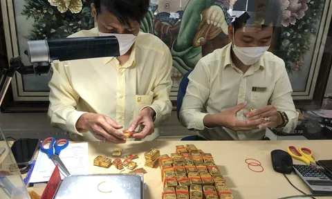 Giá vàng hôm nay 4.7.2022: SJC tăng gần 7,5 triệu đồng/lượng dù quốc tế giảm