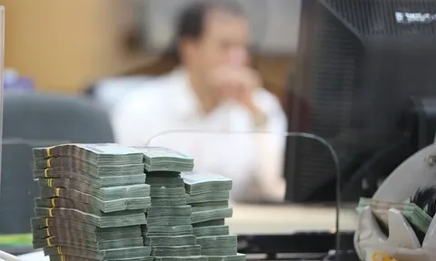 Gói hỗ trợ lãi suất 2%: Doanh nghiệp lo tiêu chí, ngân hàng lo cạn "room"