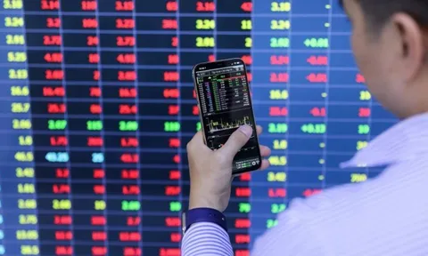 Nhận định thị trường chứng khoán ngày 7/7: Có thể lùi về ngưỡng 1.100 điểm