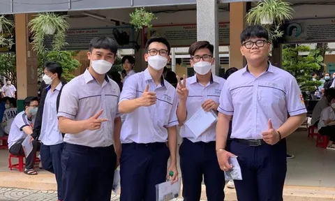 Chiều nay 7-7 thí sinh thi toán: Tránh bị 'khớp' khi làm bài