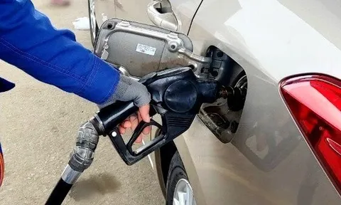 Giá xăng dầu hôm nay 13/7: Giảm rất mạnh, lần đầu về mốc 95 USD/thùng