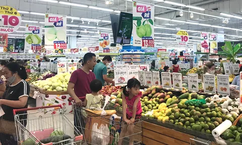 Thị trường hồi phục, doanh nghiệp bán lẻ tăng kích cầu tiêu dùng