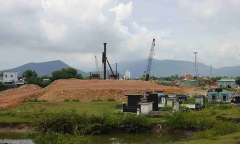 Tuy Phước (Bình Định): Thi công công trình làm nứt tường nhà dân?