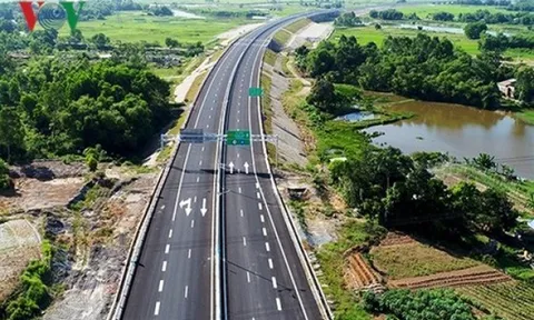 Yêu cầu khởi công toàn bộ 729 km cao tốc Bắc - Nam trước ngày 31-12