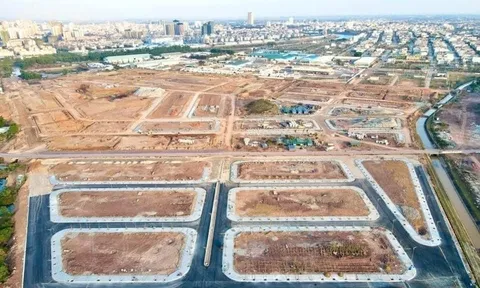 Quảng Ninh: Vì đâu 13 sàn giao dịch bất động sản bị “tuýt còi”?