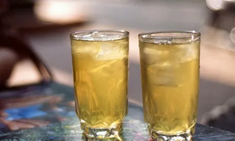 Cẩn trọng với những cổ phiếu "trà đá" trên thị trường chứng khoán