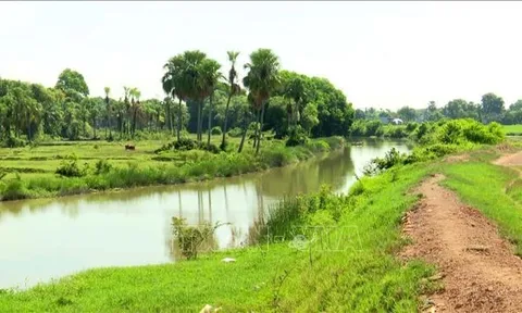 Dự án tiêu thoát lũ sông Nhơm: 10 năm sau khởi công có nơi mới thi công được 20% khối lượng