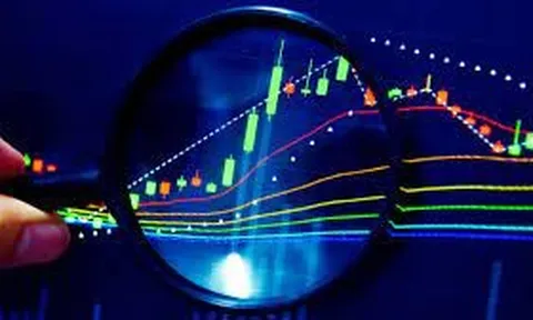 Nhận định chứng khoán ngày 25/8/2022: Thị trường giằng co quanh vùng 1.270-1.275 điểm