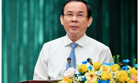 Bí thư Nguyễn Văn Nên: 'Dạy các cháu trung thực các đồng chí à'