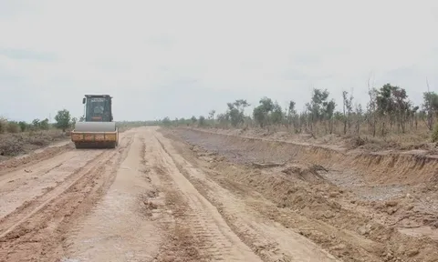 Dự án lấy đất thi công xong, dân vẫn chờ đền bù