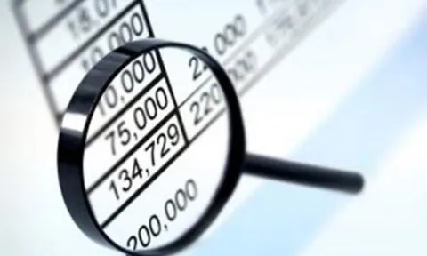 Phía sau những con số ‘nhảy múa’ trên báo cáo tài chính