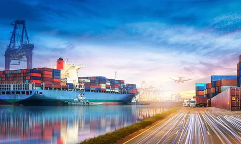 Cán cân thương mại hàng hóa 8 tháng năm 2022 ước tính xuất siêu 3.96 tỷ USD
