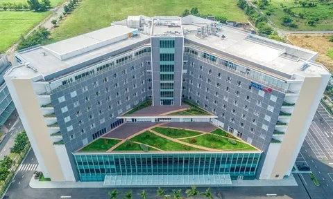 Khoản vay nội bộ hé lộ thương vụ kín tiếng tại Hoa Lâm Shangri - La