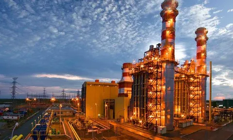 Full Power (FPC): Thua lỗ 13 năm, “năng lượng” âm nặng