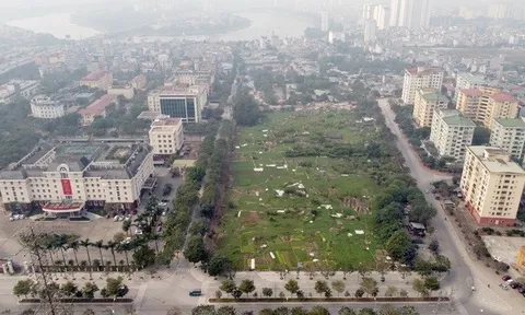 Hà Nội: Chủ sở hữu khu đất vàng ở quận Hoàng Mai bị ngân hàng rao bán nợ khủng