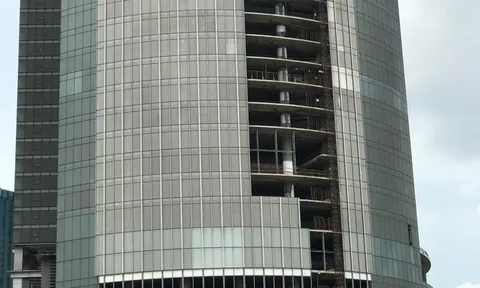 Số phận long đong của tòa nhà IFC ONE SAIGON
