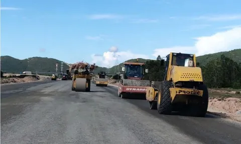 Sẽ xử nghiêm nhà thầu vi phạm tiến độ cao tốc Bắc - Nam