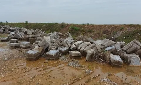 Dự án đê, kè biển “đội vốn” hàng chục tỷ đồng vẫn dở dang