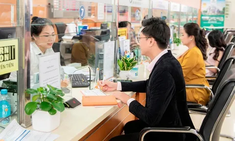 LienVietPostBank tăng vọt trích lập dự phòng, nợ xấu đi lên