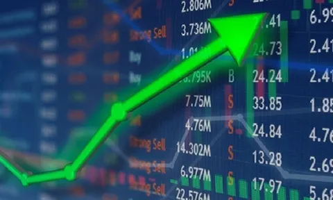 Một cổ phiếu nhân 3 giá trị sau 8 phiên tăng trần liên tiếp