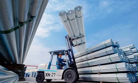 Giao dịch chứng khoán phiên chiều 1/11: HPG về ngưỡng 15.000 đồng, khớp lệnh kỷ lục