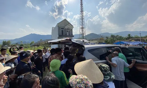 Nữ sinh Việt mất trong thảm kịch Seoul: Mẹ cạn khô nước mắt, nhớ câu nói cuối cùng của con