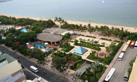 Chưa trả công viên Phù Đổng còn đòi bồi thường và thuê thêm bãi biển Nha Trang