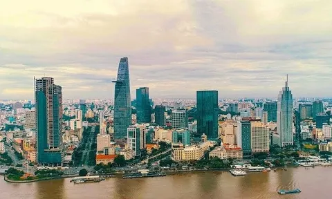 Loạt dự án đình đám gắn tên các ông lớn ngân hàng vẫn nằm “đắp chiếu” trên đất vàng quận 1