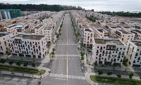 Bất động sản Phú Quốc nằm...bất động