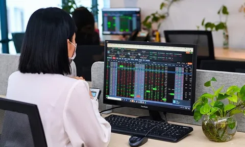 Chính phủ sẽ cơ cấu lại thị trường trái phiếu, bất động sản