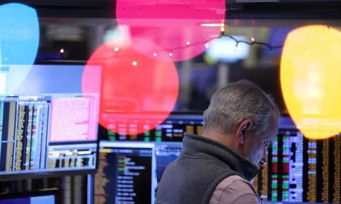 Đi săn cổ phiếu trước kỳ nghỉ Tết vẫn phải lưu ý thông tin từ Mỹ