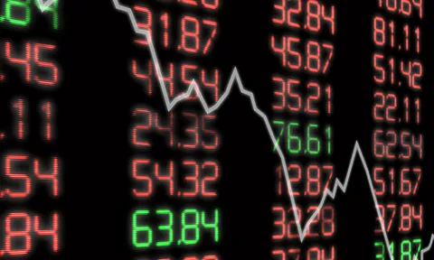 Thanh khoản tiếp tục biến mất, VN-Index gặp khó trong việc bứt phá