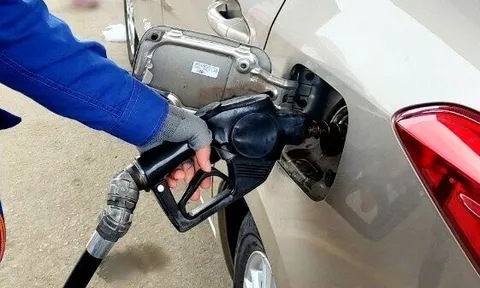 Bộ Công Thương chỉ đạo khẩn về việc đảm bảo nguồn cung xăng dầu cho thị trường