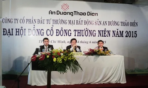 Một doanh nghiệp bất động sản muốn mua lại 3 lô trái phiếu trước hạn