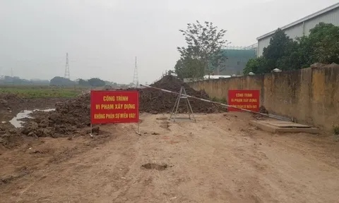 Chưa có phép, Nhà máy ô tô Việt Nhật chạy máy phát điện phục vụ xây dựng