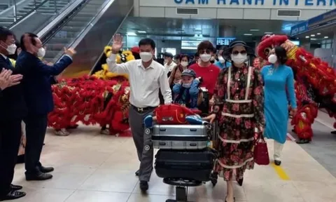 Trung Quốc không mở tour tới Việt Nam: Hàng không, du lịch 'vỡ' kịch bản?