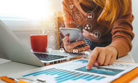 Giao dịch chứng khoán phiên sáng 14/2: Nhà đầu tư thận trọng mua thăm dò