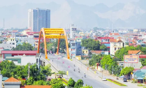 Hà Nam: Chưa đủ “một tuổi”, Công ty Mặt trời Hà Nam được chọn làm dự án gần 10.000 tỷ đồng