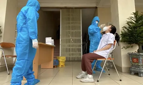 Quảng Ninh: Liên tiếp phát hiện ổ dịch Covid-19 trong trường học