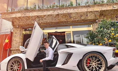 Hé lộ hệ sinh thái của doanh nhân "Tùng vàng", chủ chuỗi Luxury VIP chuyên bán điện thoại, đồng hồ tiền tỷ