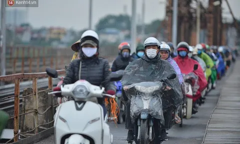 Từ đêm mai, không khí lạnh tiếp tục tràn về, Hà Nội trở rét và có mưa