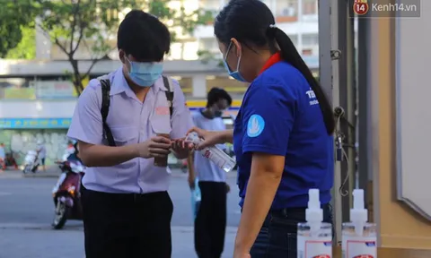 KHẨN: TP.HCM chính thức cho học sinh nghỉ học và công bố lịch nghỉ Tết